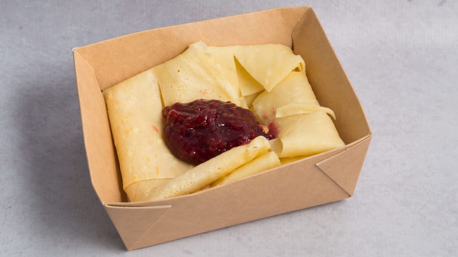 Palačinka sa domaćim džemom od maline